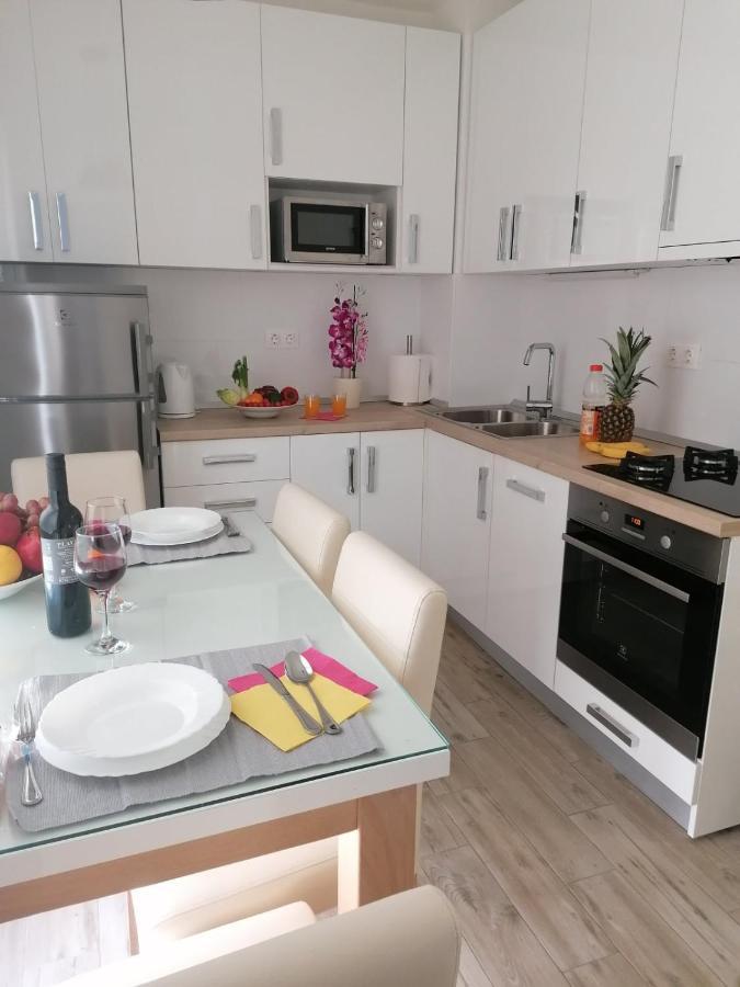 Apartman Petra Pula Zewnętrze zdjęcie